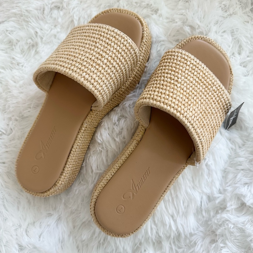 Women's Tan Slide Sandals size 7 (7.5 fit)